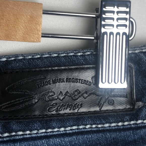 Womens Embroidered Seven Jeans. 34/28. Slim. - Picture 3 of 9
